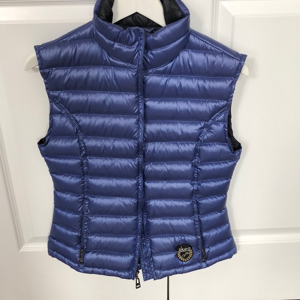 Skea‎ blue vest